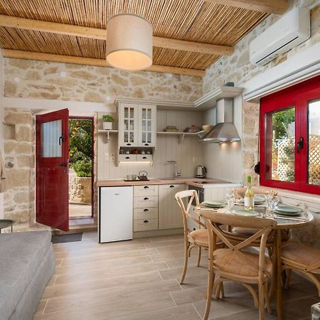 Physis Country House 2 Near Matala Beach & Faistos Kouses Exterior photo