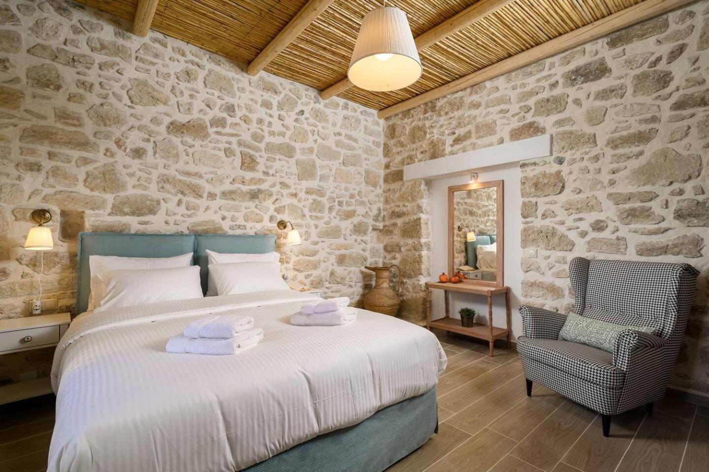 Physis Country House 2 Near Matala Beach & Faistos Kouses Exterior photo