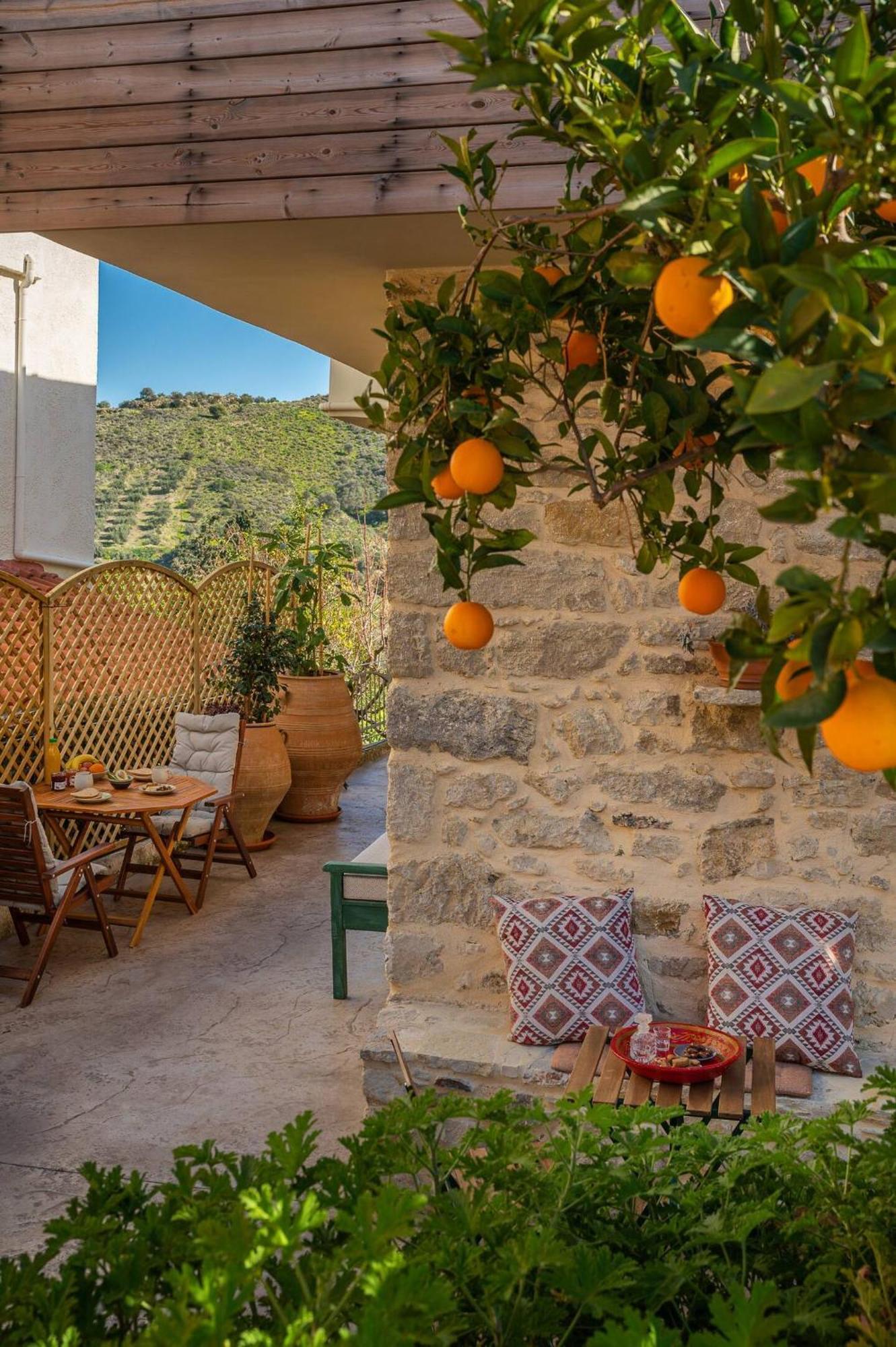 Physis Country House 2 Near Matala Beach & Faistos Kouses Exterior photo